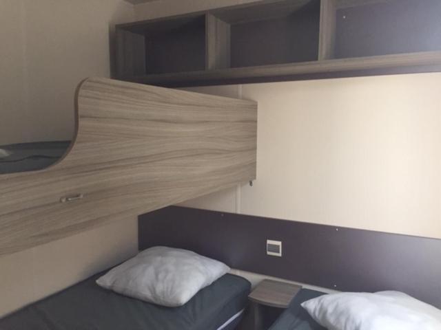 Celine Mobil Home Port-la-Nouvelle Exterior photo